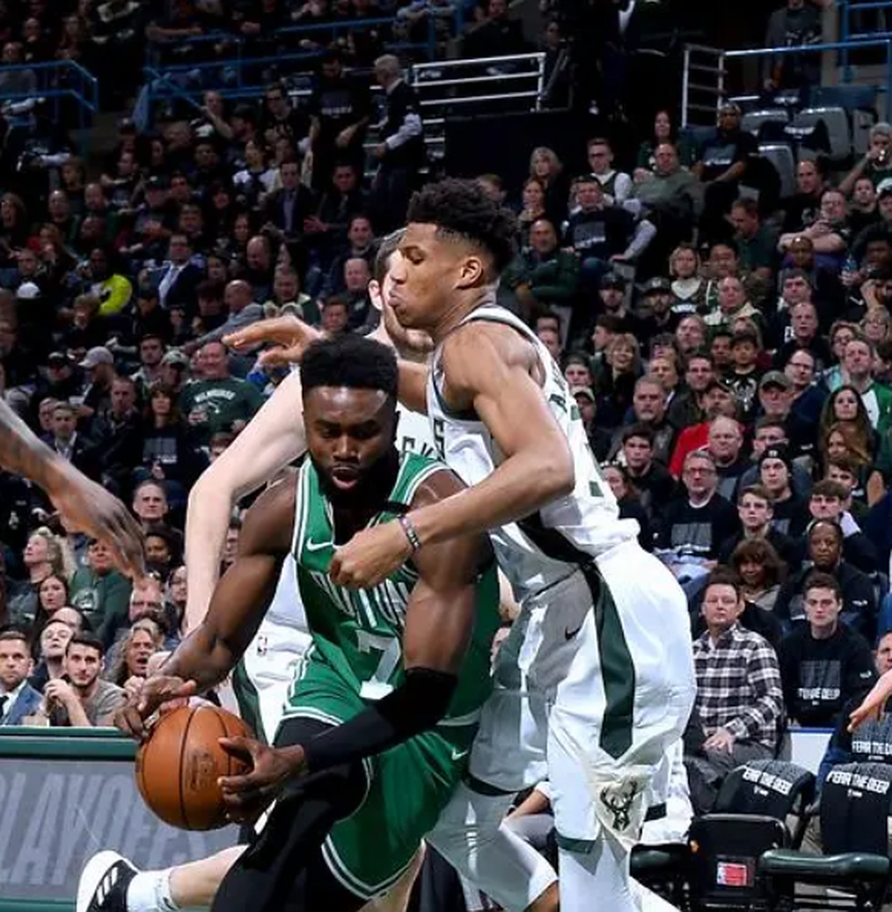 凯尔特人鏖战国王,哈里斯一己之力扛起全队的简单介绍 凯尔特人鏖战国王,哈里斯一己之力扛起全队的简单介绍