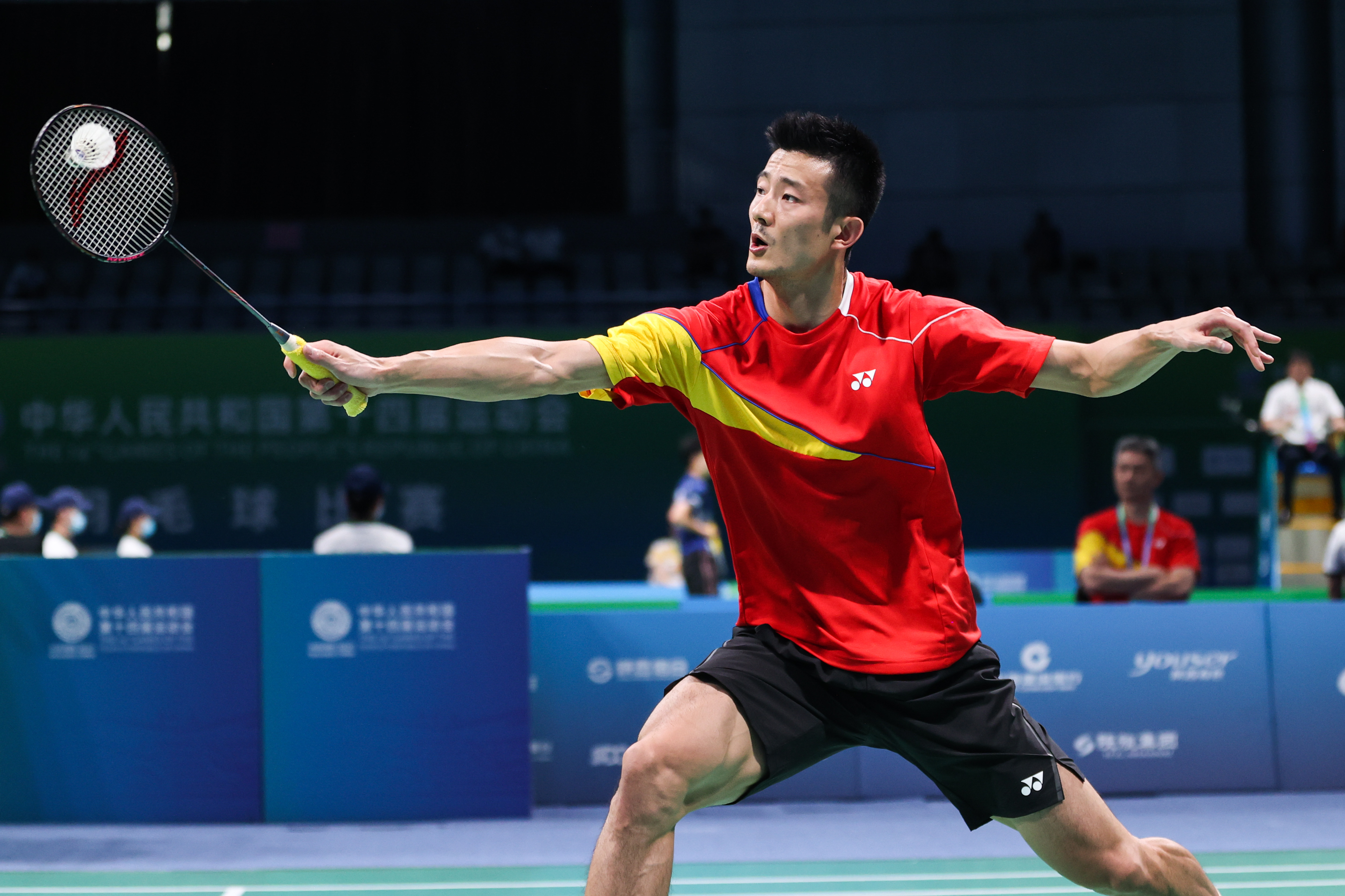 丹麦羽毛球队险胜马来西亚羽毛球队，谌龙完成帽子戏法的简单介绍