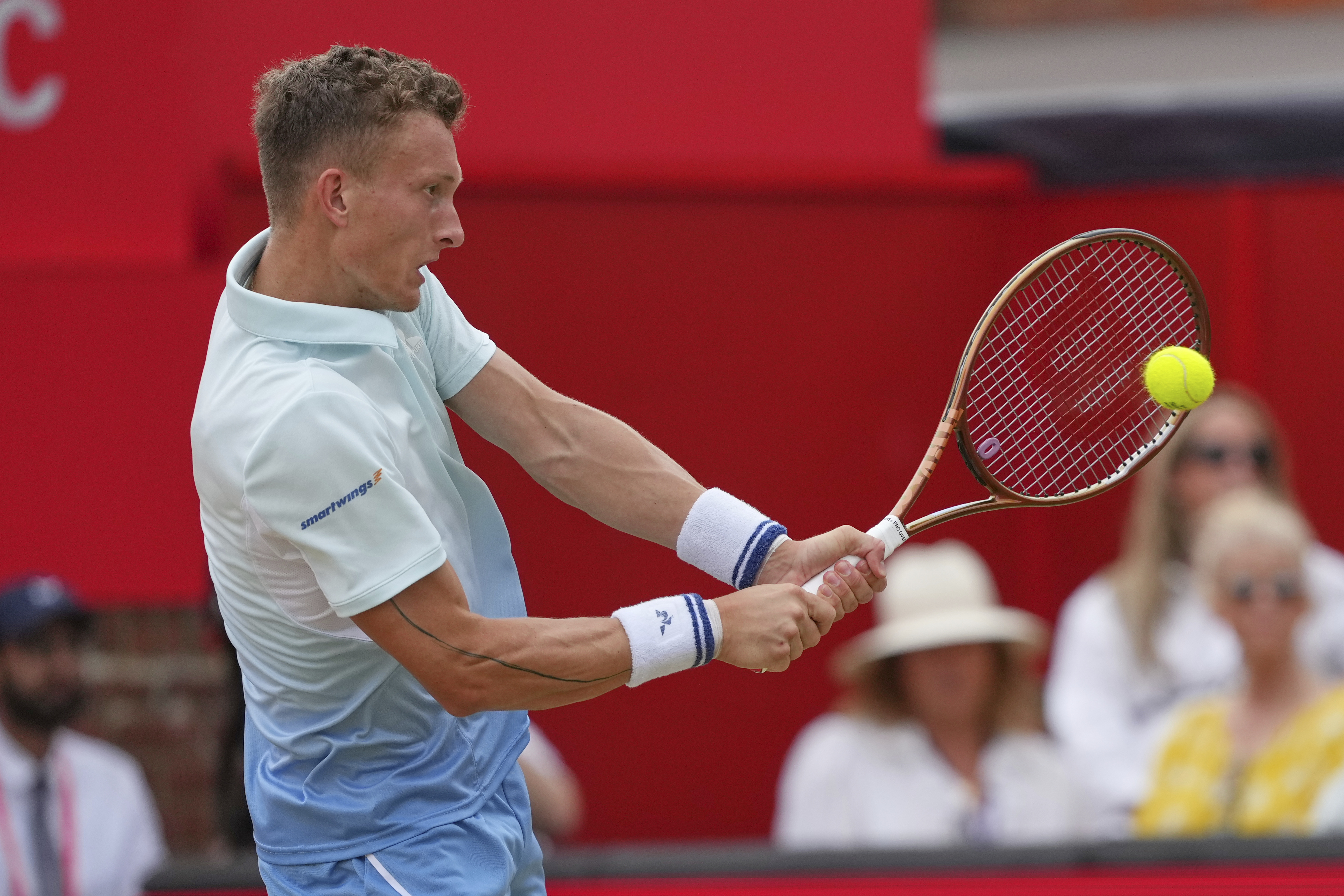 英国网球队轻取世界网球队，阿尔卡拉斯制霸全场