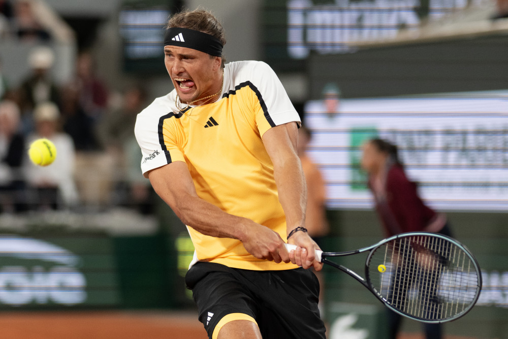 法网碾压年终总决赛,纳达尔统治全场 法网碾压年终总决赛,纳达尔统治全场