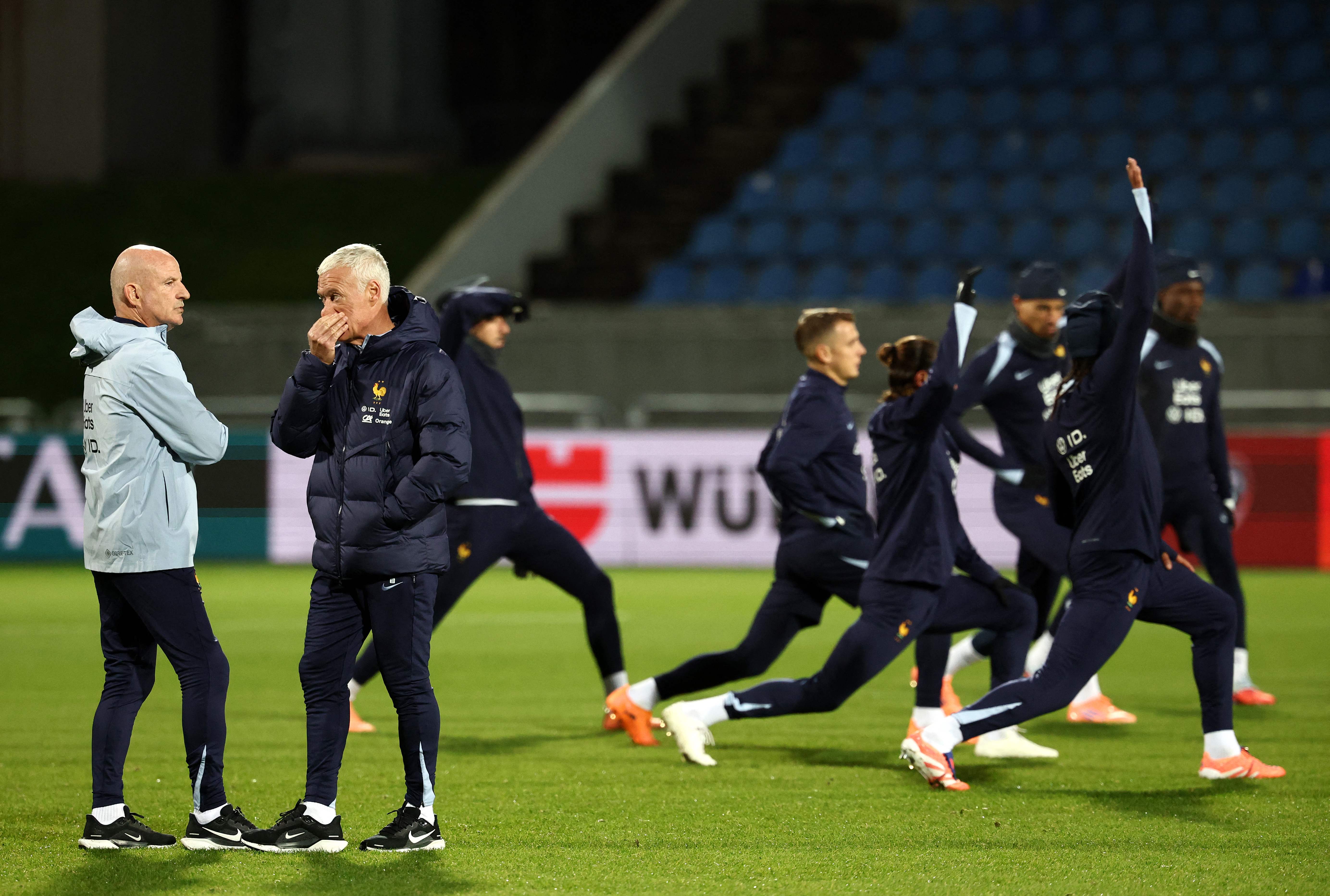 欧洲杯热议:法国队目前排名第一 欧洲杯热议:法国队目前排名第一