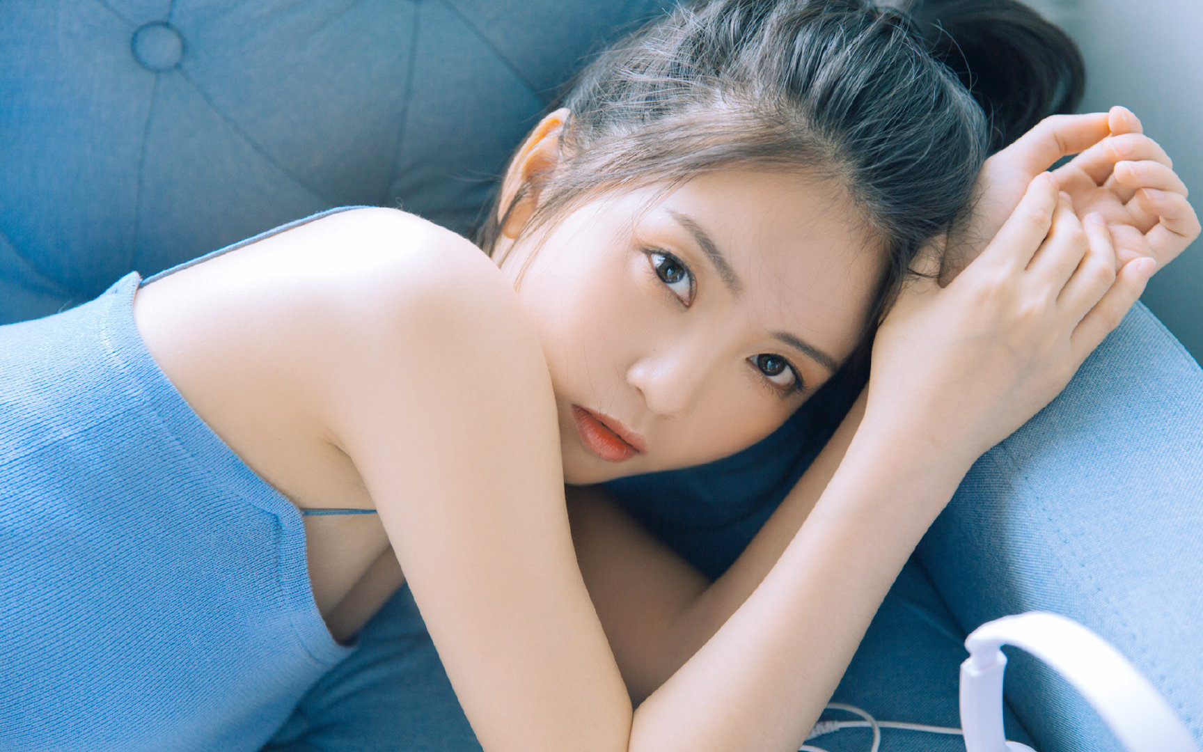 绿茵烽烟映照黄蜂突围，当关键战遇上欧冠心跳